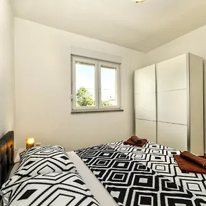  Apartament Una